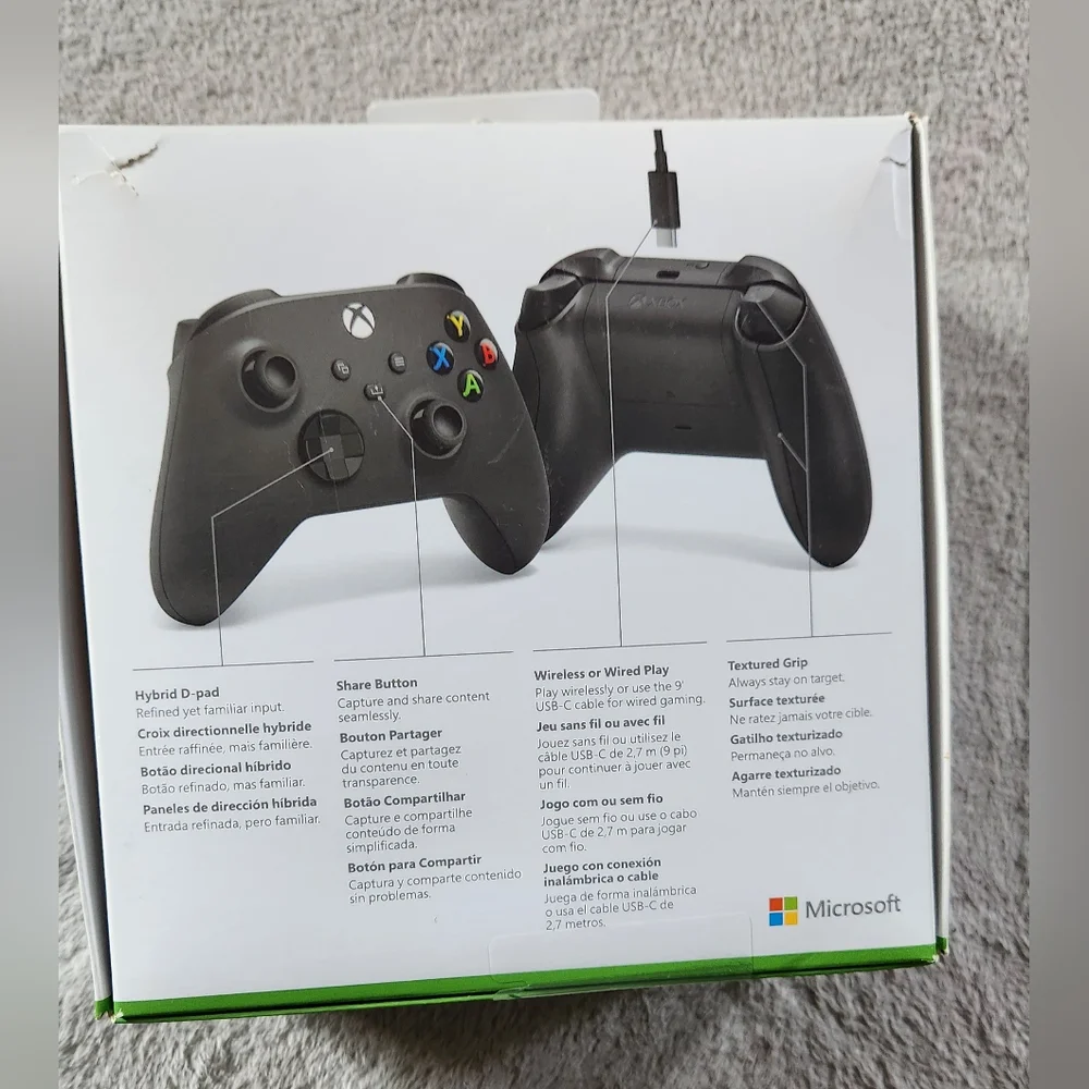 Official Microsoft XBOX Wireless Controller + USB-C Cable [ Black ] NEW